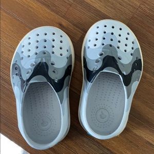 Natives Boys “Jefferson Child” size 5 rarely worn